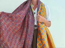 Cargar imagen en el visor de la galería, SILK SCARF 18