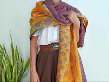Cargar imagen en el visor de la galería, SILK SCARF 18