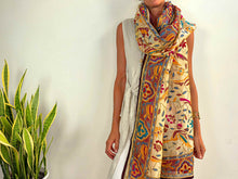 Carica l'immagine nel visualizzatore di Gallery, EMBROIDERY SILK SCARF 16