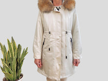 Cargar imagen en el visor de la galería, PARKA RABBIT/FOX - HUESO