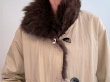 Load image into Gallery viewer, BOMBER COAT - CAMEL