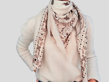 Lade das Bild in den Galerie-Viewer, BANDANA SCARF - BEIGUE
