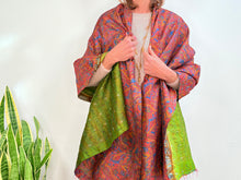 Lade das Bild in den Galerie-Viewer, Seidenschal 19