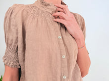 Charger l'image dans la galerie, CAMISA LINO FRUNCES - AVELLANA