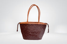 Load image into Gallery viewer, BICOLOR BASKET BAG - CHOCOLATE