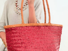 Load image into Gallery viewer, Two-tone basket bag - red