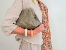 Load image into Gallery viewer, FLORENCIA CLUTCH BAG - GREEN