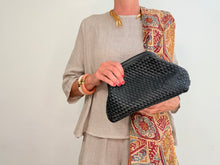 Load image into Gallery viewer, FLORENCIA CLUTCH BAG - BLACK