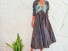 Cargar imagen en el visor de la galería, TOSCANA DRESS - NAVY