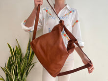 Load image into Gallery viewer, DORA BAG - CAMEL