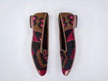 Cargar imagen en el visor de la galería, KILIM SHOES 39 - 1