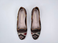 Carica l'immagine nel visualizzatore di Gallery, KILIM SHOES 39 - 4