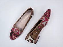 Carica l'immagine nel visualizzatore di Gallery, KILIM SHOES 40 - 8