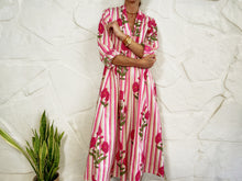 Charger l'image dans la galerie, LA ROCHELLE DRESS - PINK STRIPES DRESS