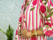 Charger l'image dans la galerie, LA ROCHELLE DRESS - PINK STRIPES DRESS