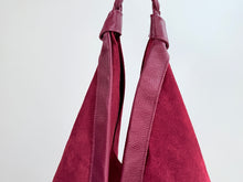 Lade das Bild in den Galerie-Viewer, TRENZA BAG - BURGUNDY