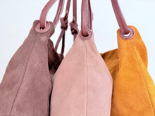 Cargar imagen en el visor de la galería, KNOT BAG - MUSTARD