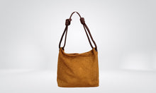 Cargar imagen en el visor de la galería, KNOT BAG - MUSTARD