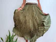 Cargar imagen en el visor de la galería, CAROLINA SKIRT - GREEN