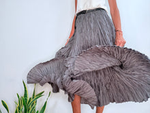 Cargar imagen en el visor de la galería, CAROLINA SKIRT - GREY