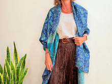 Lade das Bild in den Galerie-Viewer, Seidenschal 25