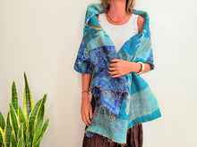 Lade das Bild in den Galerie-Viewer, Seidenschal 25