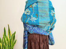 Lade das Bild in den Galerie-Viewer, Seidenschal 25