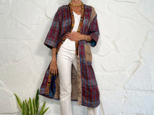 Lade das Bild in den Galerie-Viewer, LANGER KIMONO SEIDE 47