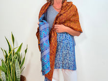 Load image into Gallery viewer, SILK SCARF 19