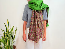Lade das Bild in den Galerie-Viewer, Seidenschal 21