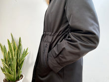 Lade das Bild in den Galerie-Viewer, KANINCHEN-/FUCHSPARKA - SCHWARZ