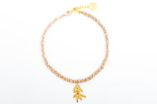 Cargar imagen en el visor de la galería, GOLDFISH SILK NECKLACE - BEIGE