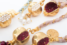 Cargar imagen en el visor de la galería, WRAP POMEGRANATE LONG NECKLACE - BURGUNDY
