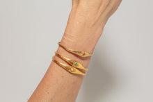 Lade das Bild in den Galerie-Viewer, SUN BANGLE BRACELET - PEARL