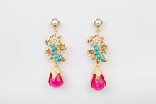 Load image into Gallery viewer, NEW LEA EARRING - FUCHSIA
