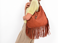 Charger l'image dans la galerie, FRINGE BAG -  CAMEL
