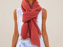 Load image into Gallery viewer, PAÑUELO LINO - PINK

