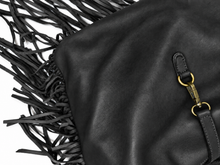 Carica l'immagine nel visualizzatore di Gallery, FRINGE BAG -  BLACK
