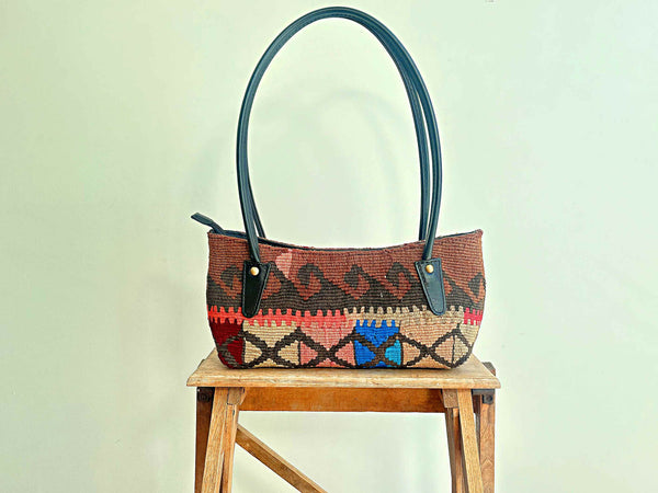 BAGUETTE KILIM BAG 9