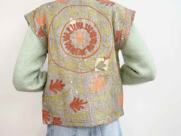 OLIVIA VEST 9