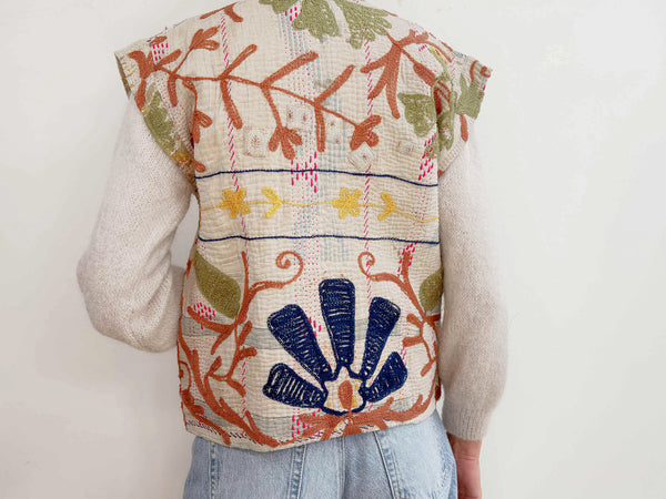 OLIVIA VEST 13