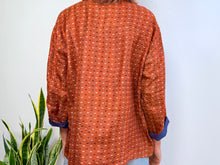 Load image into Gallery viewer, SHORT KIMONO SILK 16
