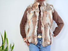 Cargar imagen en el visor de la galería, FUR VEST - NATURAL
