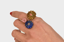 Lade das Bild in den Galerie-Viewer, BOUQUET RING - BROWN
