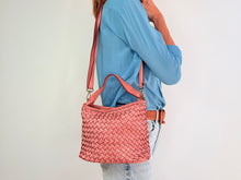Charger l'image dans la galerie, NEW BUCKET BAG PINK
