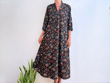 Cargar imagen en el visor de la galería, INDIGO DRESS - BLUE TREES
