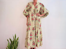 Cargar imagen en el visor de la galería, TOSCANA DRESS - GREEN
