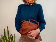 Cargar imagen en el visor de la galería, EVA MOHAIR JUMPER - COBALT
