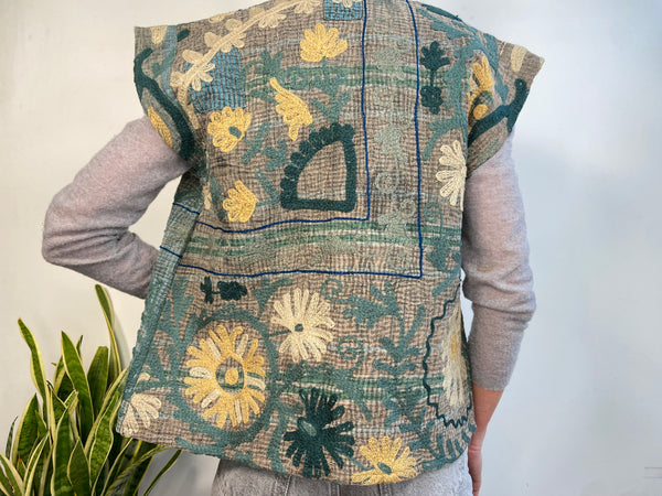 OLIVIA VEST 26