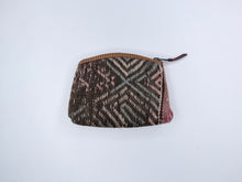 Charger l'image dans la galerie, KILIM PURSE - 24
